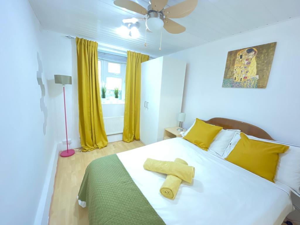 Cosy Flat Close To East Finchley Station London Exterior photo